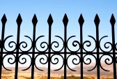 Fence (ခြံစည်းရိုး)