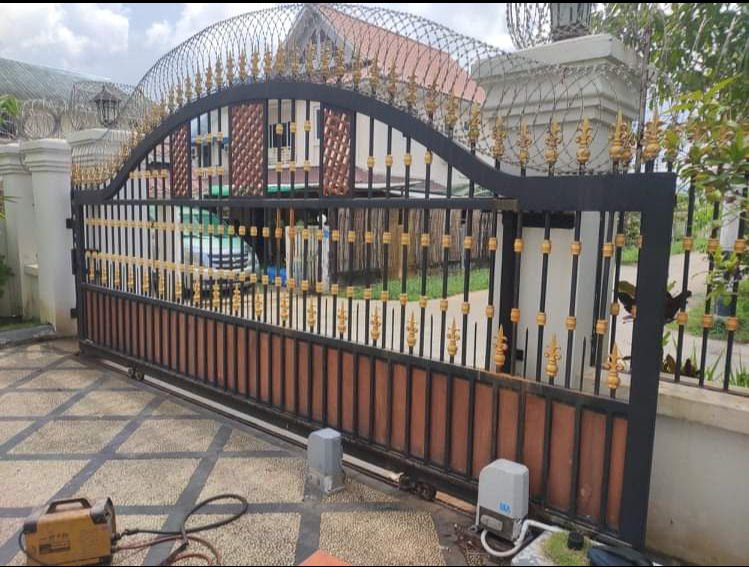 ဝန်းတံခါး